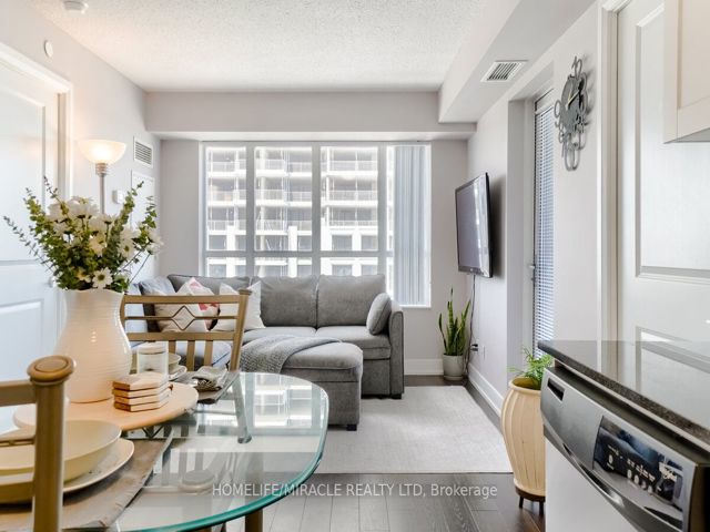 1324 - 2 Eva Rd