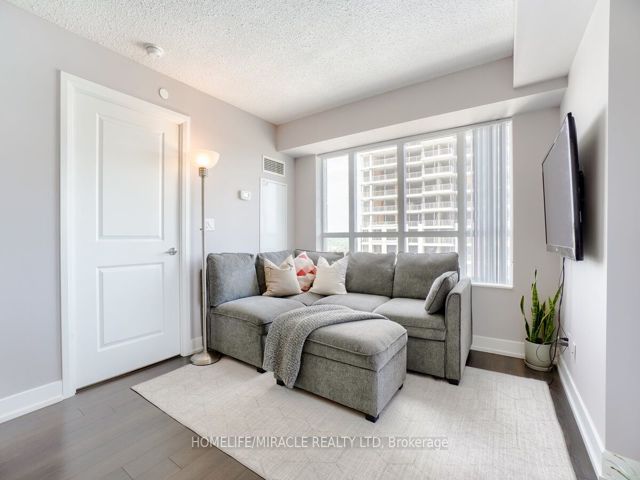 1324 - 2 Eva Rd