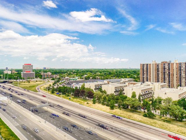1324 - 2 Eva Rd