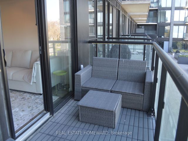 307 - 7 Smith Cres