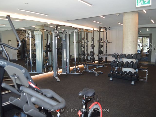 307 - 7 Smith Cres
