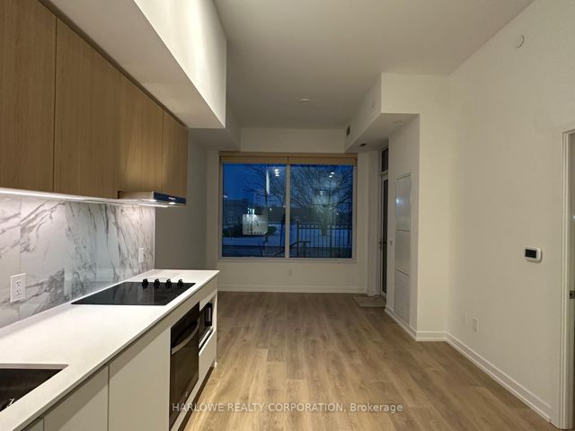 123 - 1100 Sheppard Ave W