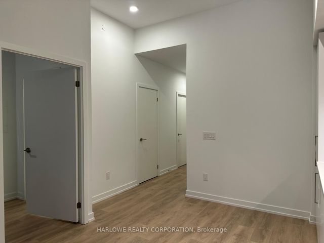 123 - 1100 Sheppard Ave W