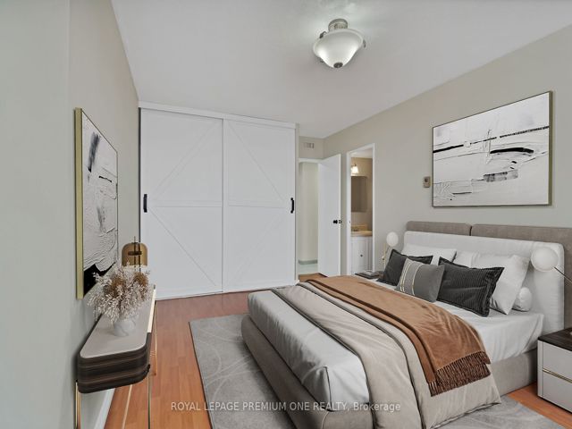 502 - 2645 Jane St