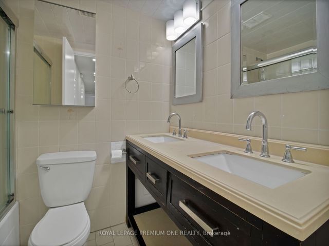 502 - 2645 Jane St