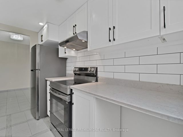 502 - 2645 Jane St