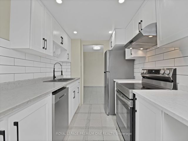 502 - 2645 Jane St