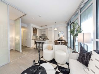 1005 - 59 Annie Craig Dr