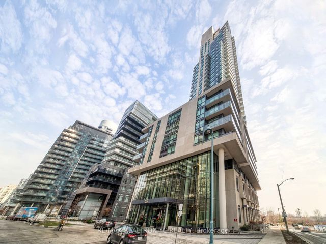 1005 - 59 Annie Craig Dr