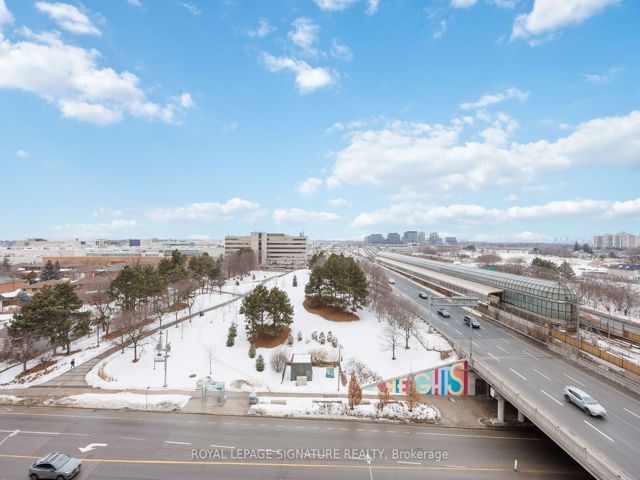 906 - 160 Flemington Rd