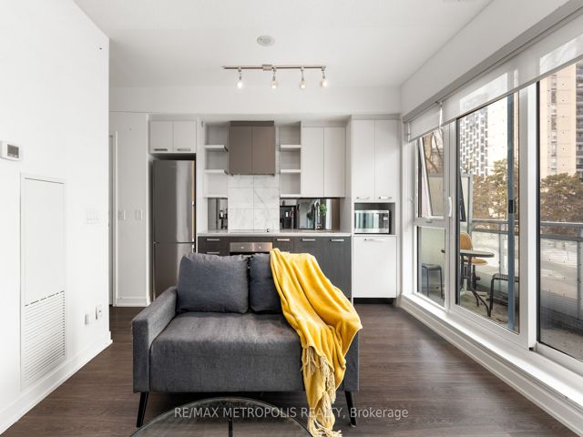 331 - 1830 Bloor St W