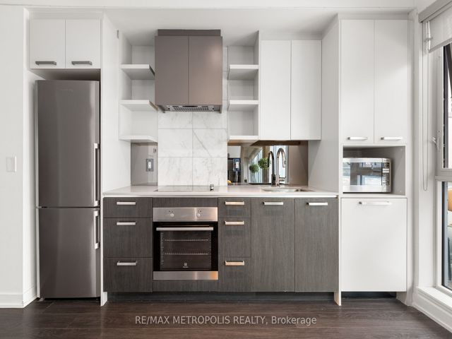 331 - 1830 Bloor St W