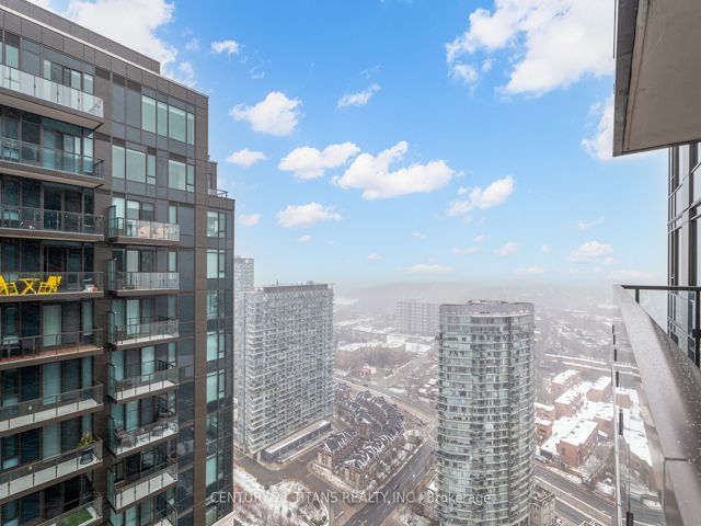 4010 - 1926 Lakeshore Blvd