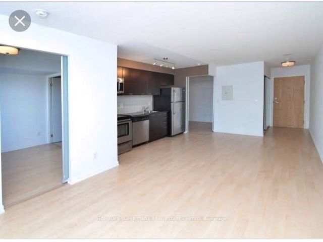 725 - 38 Joe Shuster Way