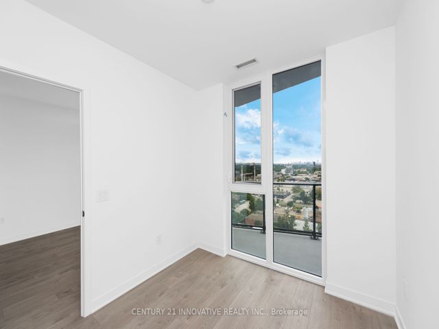 1806 - 36 Zorra St