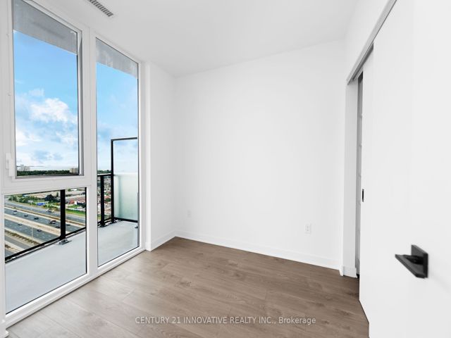 1806 - 36 Zorra St