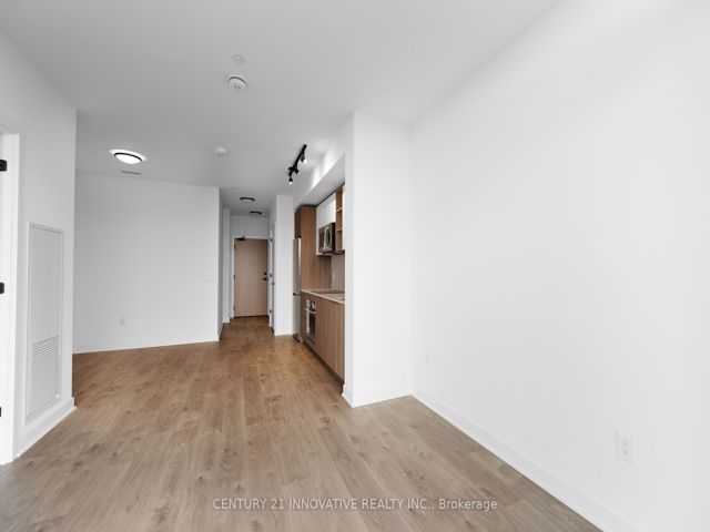 1806 - 36 Zorra St
