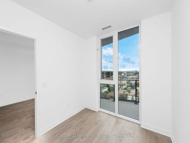 1806 - 36 Zorra St