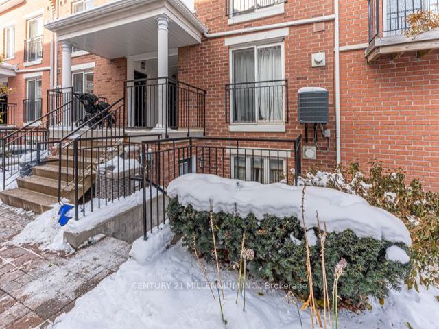 832 - 12 Laidlaw St