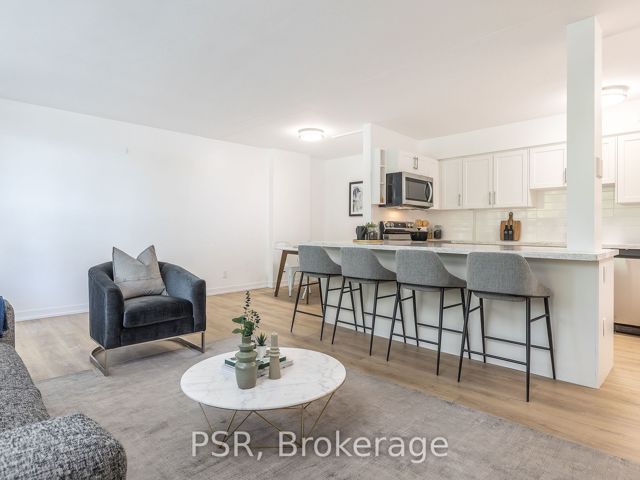 404 - 240 Markland Dr