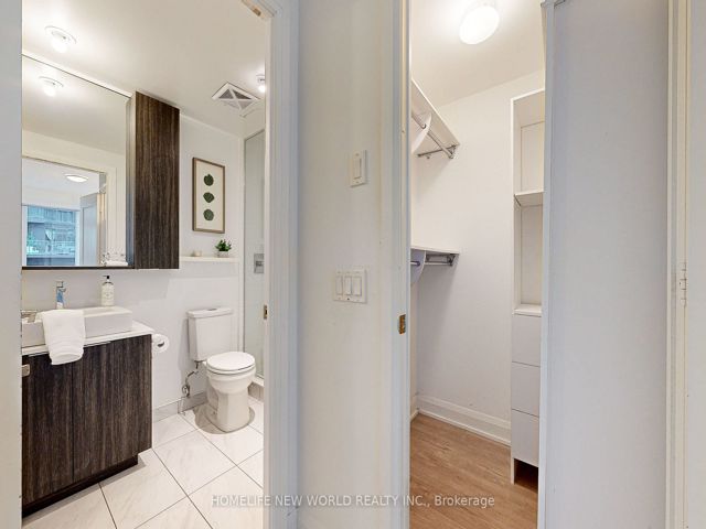 401 - 110 Marine Parade Dr