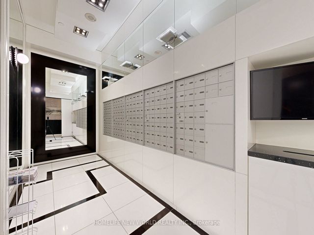 401 - 110 Marine Parade Dr