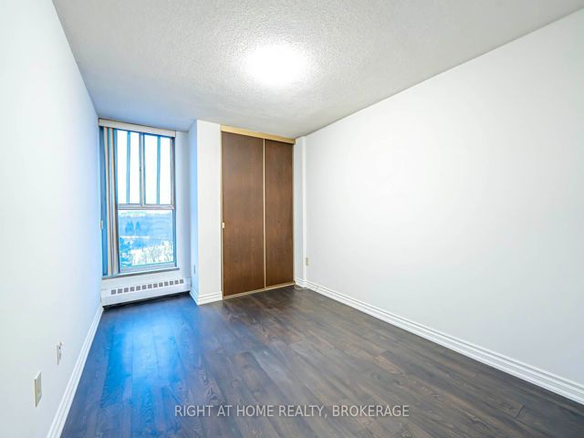 1005 - 420 Mill Rd