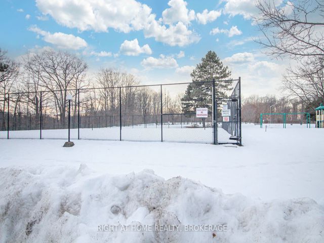 1005 - 420 Mill Rd