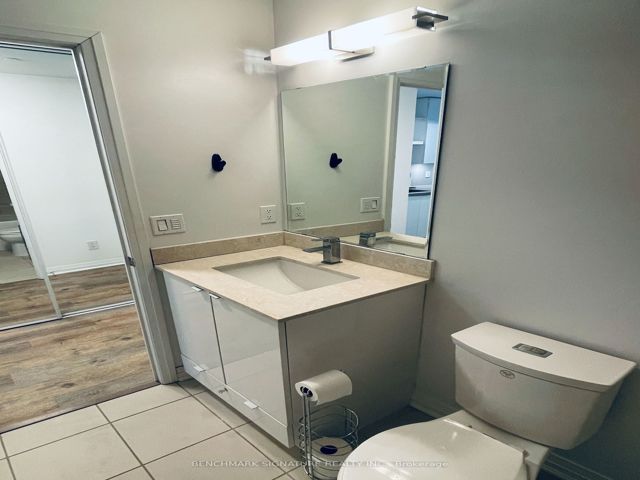 609 - 60 Annie Craig Dr