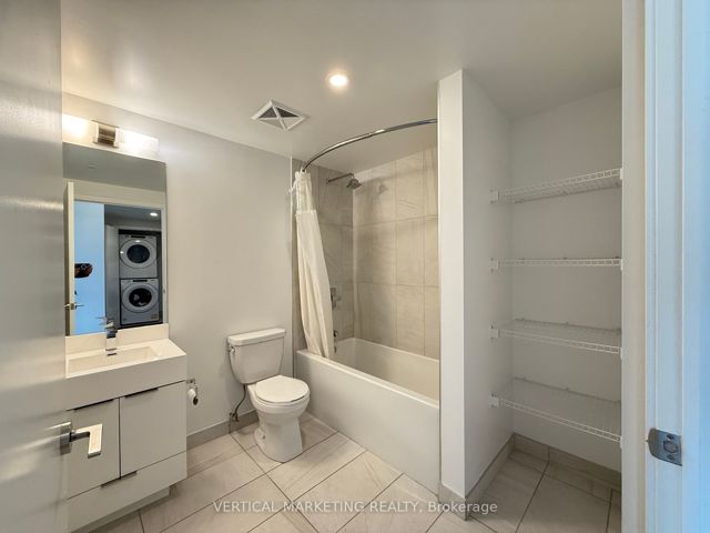 1004 - 30 Samuel Wood Way