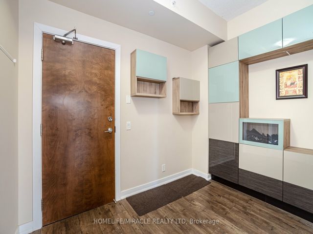 4208 - 2220 Lake Shore Blvd W