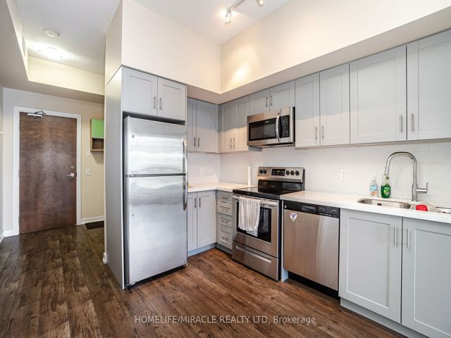 4208 - 2220 Lake Shore Blvd W