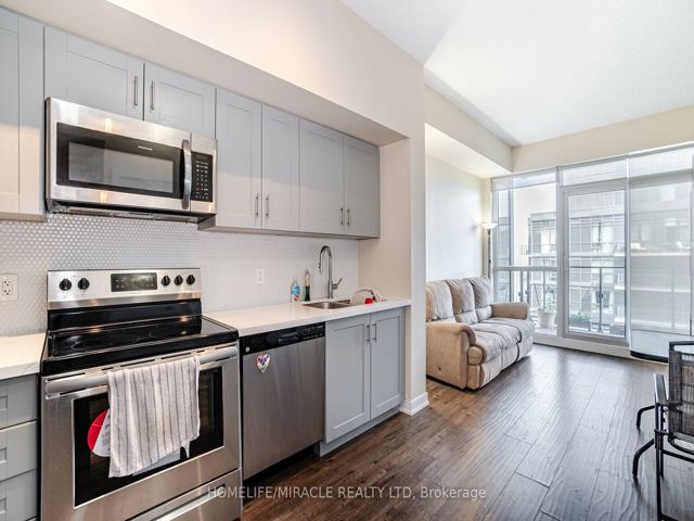 4208 - 2220 Lake Shore Blvd W