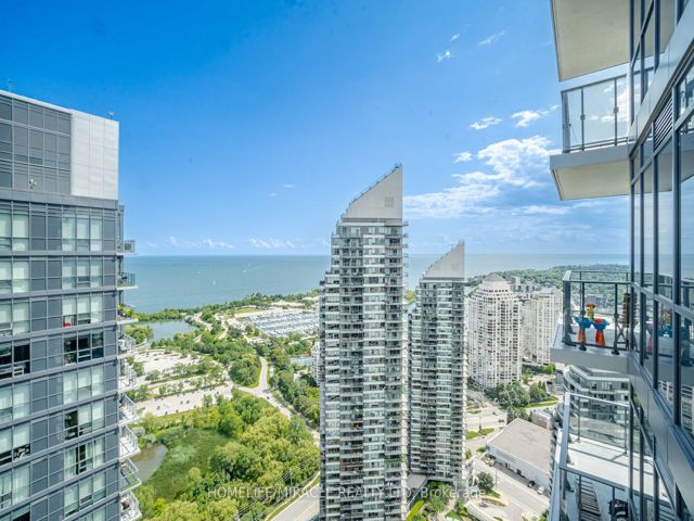 4208 - 2220 Lake Shore Blvd W