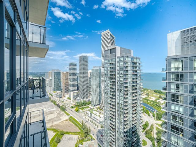 4208 - 2220 Lake Shore Blvd W