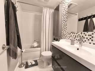 506 - 4 Elsinore Path