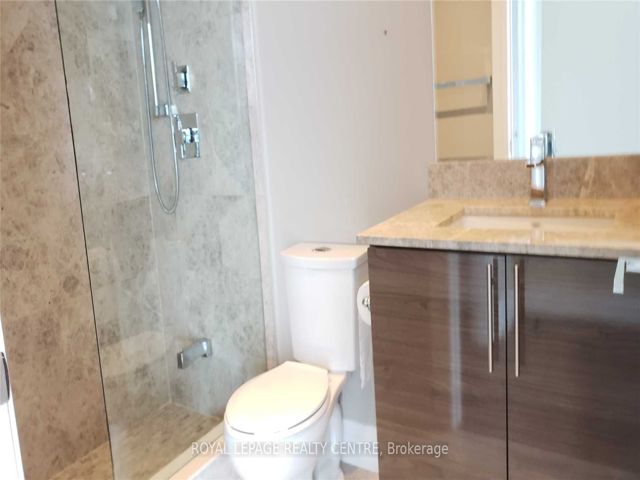 3802 - 59 Annie Craig Dr