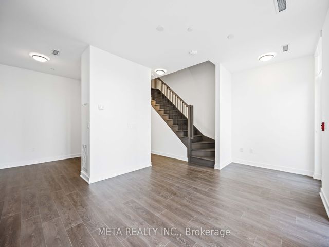 107 - 36 Zorra St