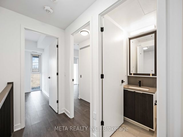 107 - 36 Zorra St