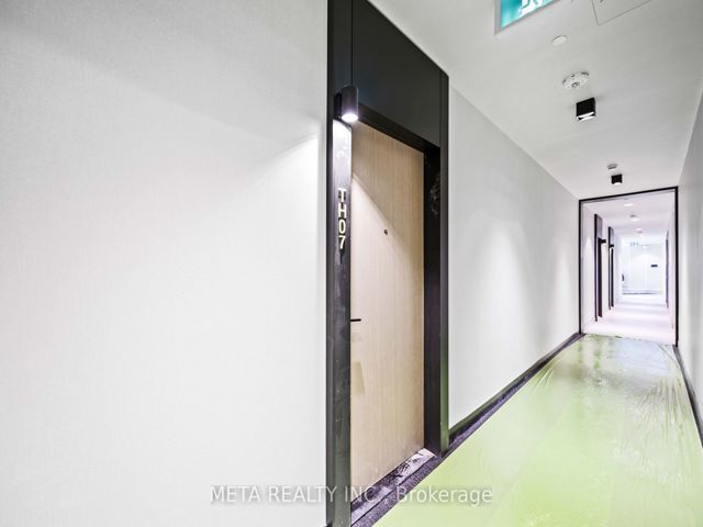 107 - 36 Zorra St