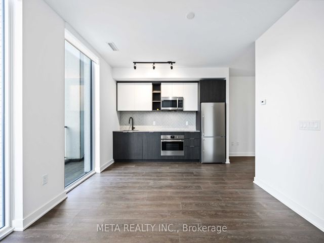 107 - 36 Zorra St