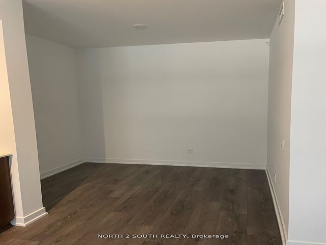 213 - 1787 St Clair Ave W