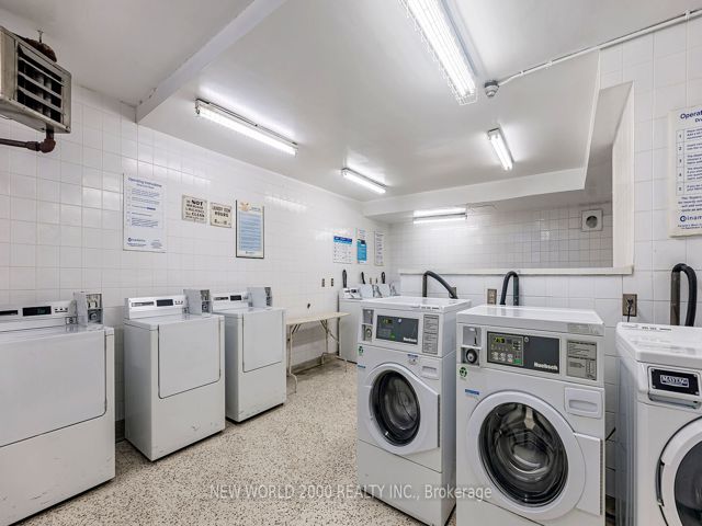 505 - 3460 Keele St