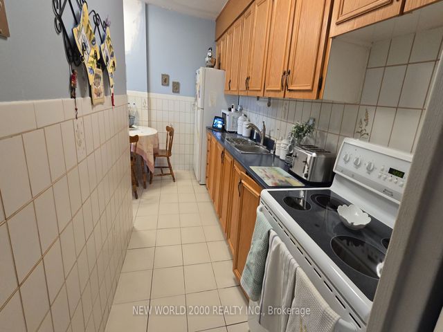 505 - 3460 Keele St