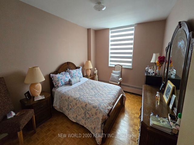 505 - 3460 Keele St