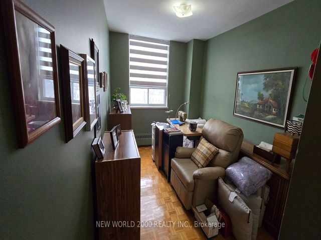 505 - 3460 Keele St