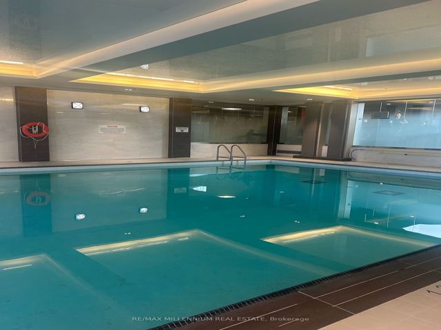 208 - 2285 Lake Shore Blvd W