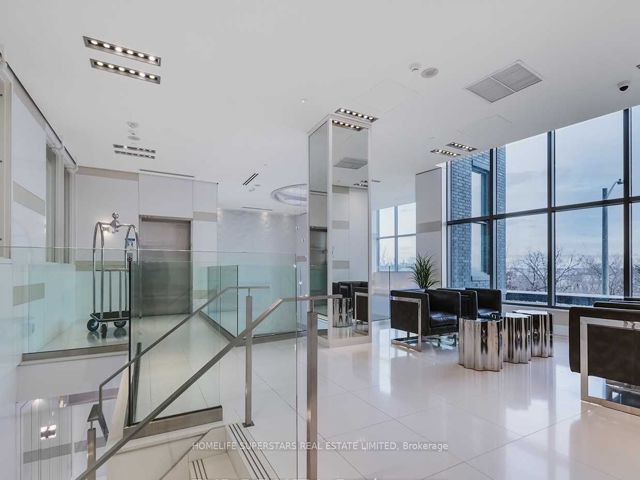 212 - 110 Marine Parade Dr