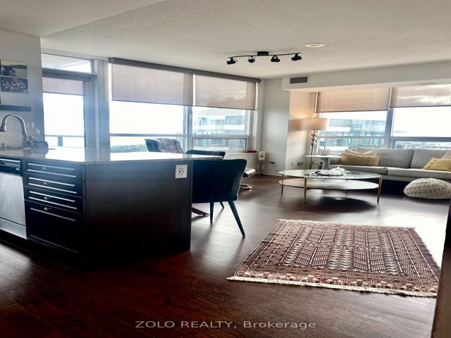 3802 - 2230 Lake Shore Blvd W