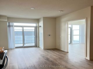 910 - 38 Annie Craig Dr